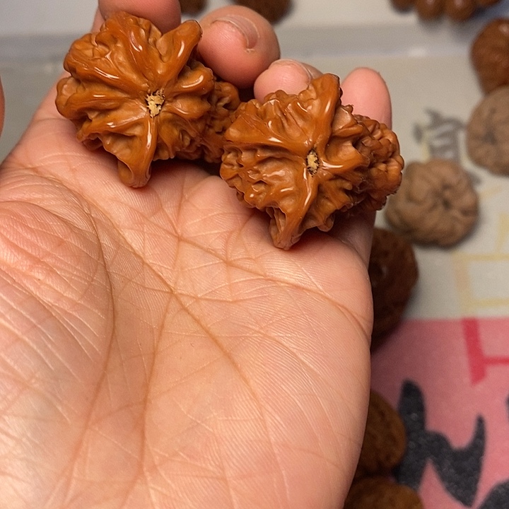 G***x文玩核桃把件找小鸳鸯