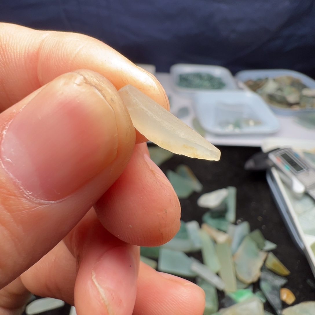 翡翠裸石缅甸翡翠A货