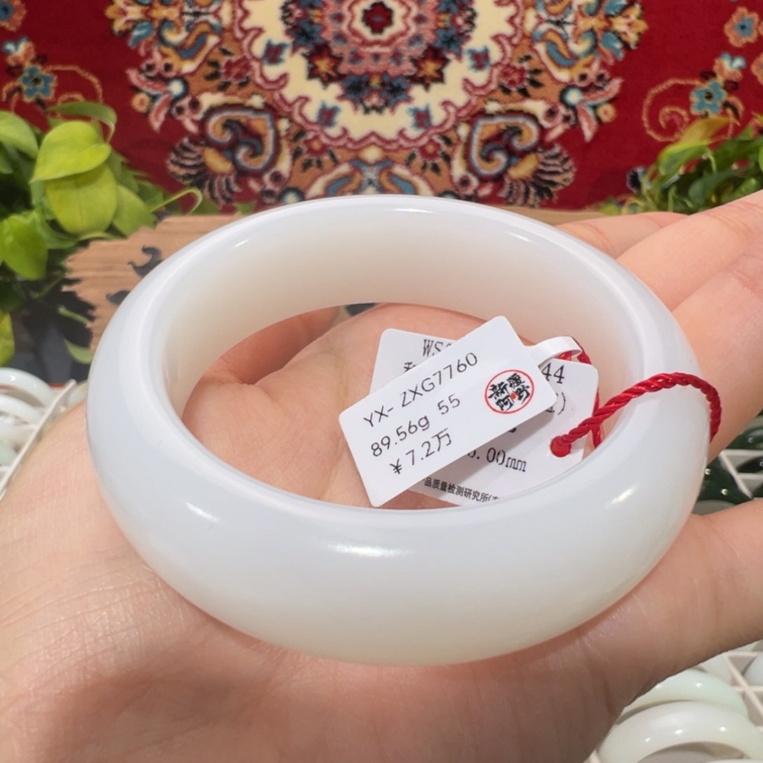 未镶嵌手镯和田玉新疆天然羊脂白（高白高密高油）