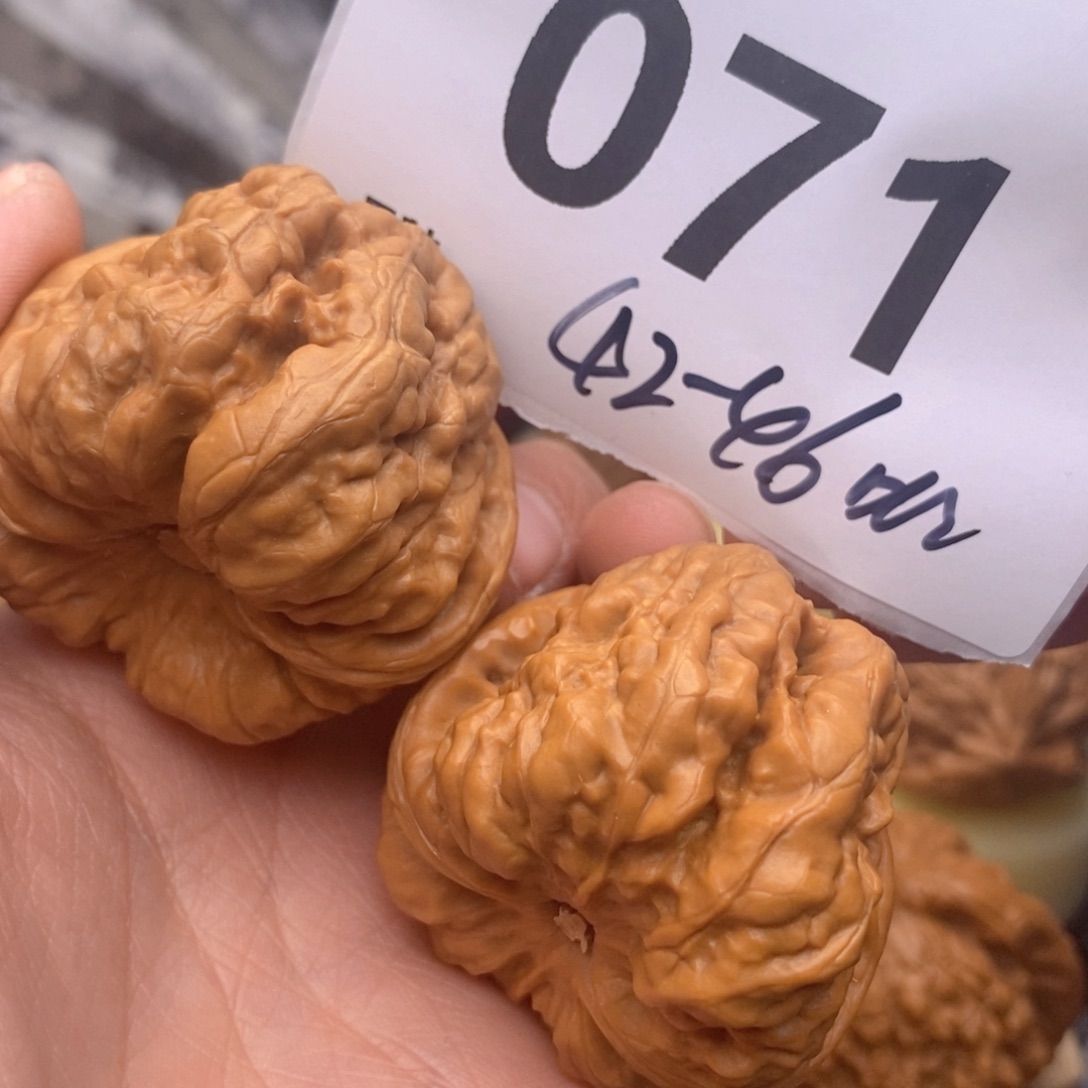 文玩核桃把件071号42-46蛙