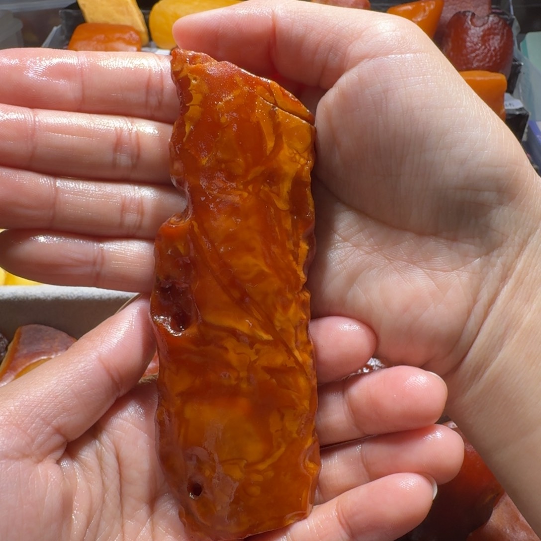 定制琥珀未镶嵌定制