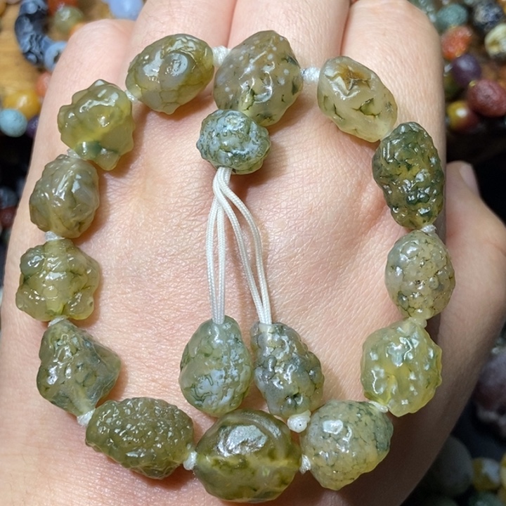 石材阿拉善地表绿筋脉