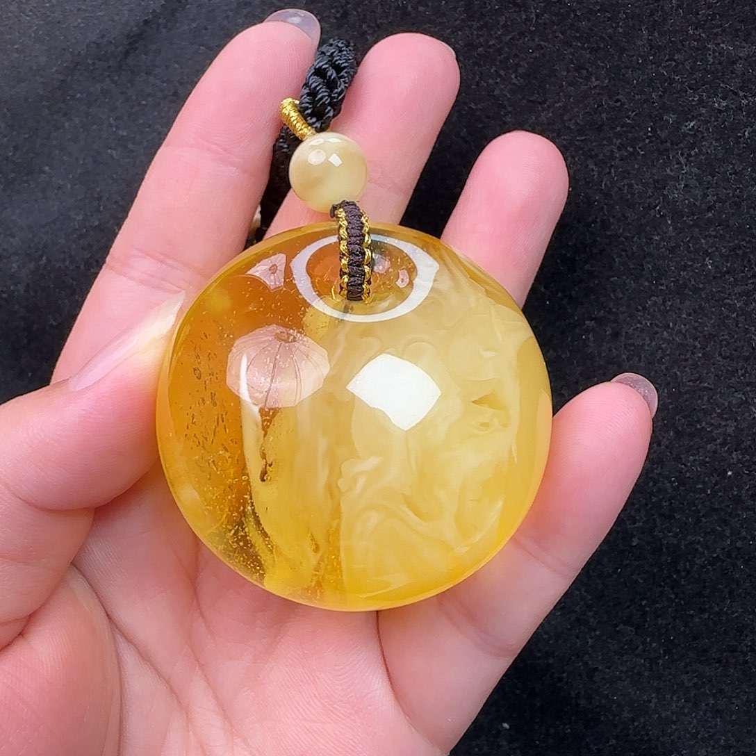 蜜蜡未镶嵌珠宝奇石