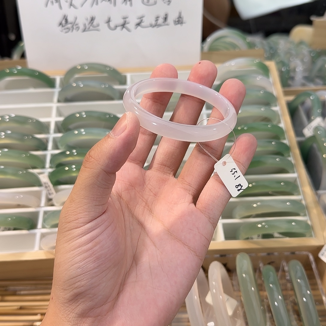 手镯玛瑙/玉髓未镶嵌圈口55.1