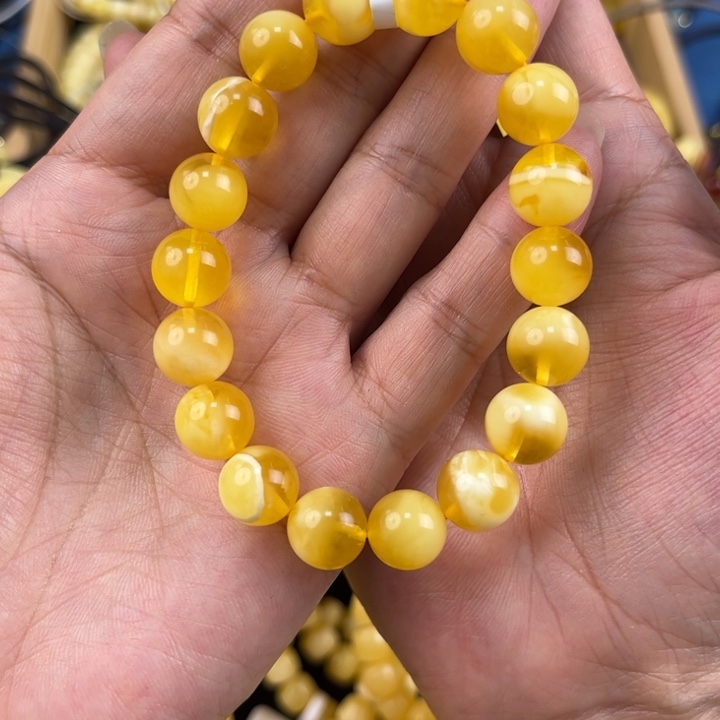 未镶嵌琥珀珠宝奇石琥珀，