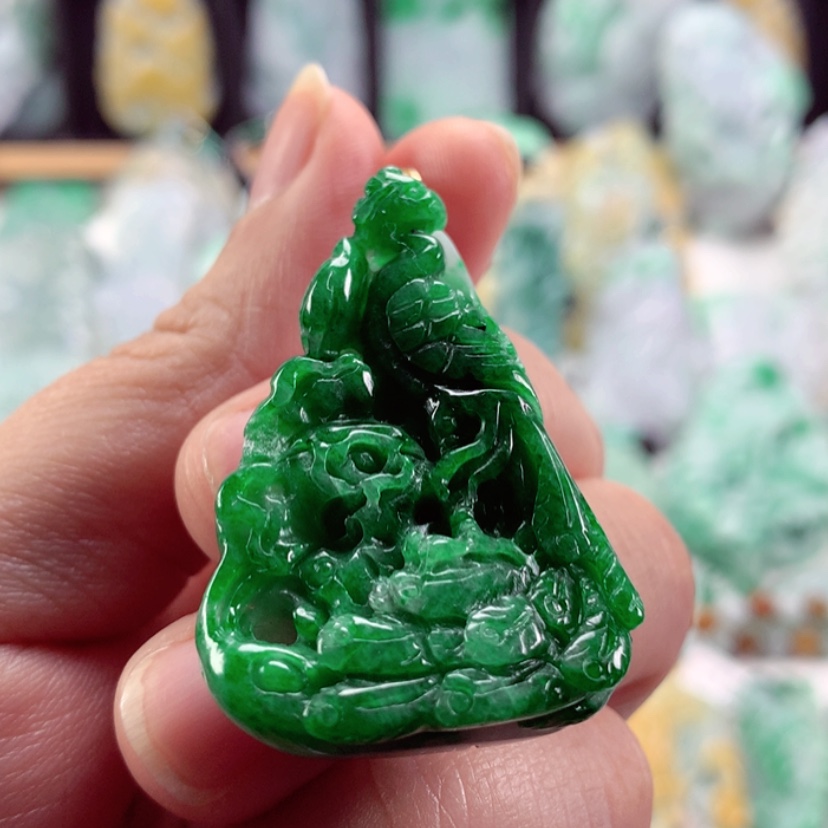 【闪购商品】翡翠吊坠(不含链)未镶嵌