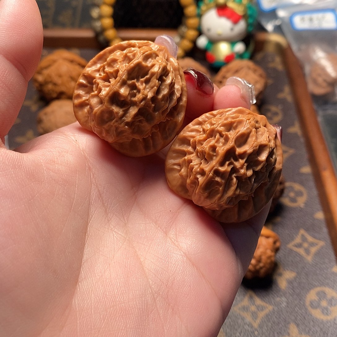 桃核把件全品36龙鳞