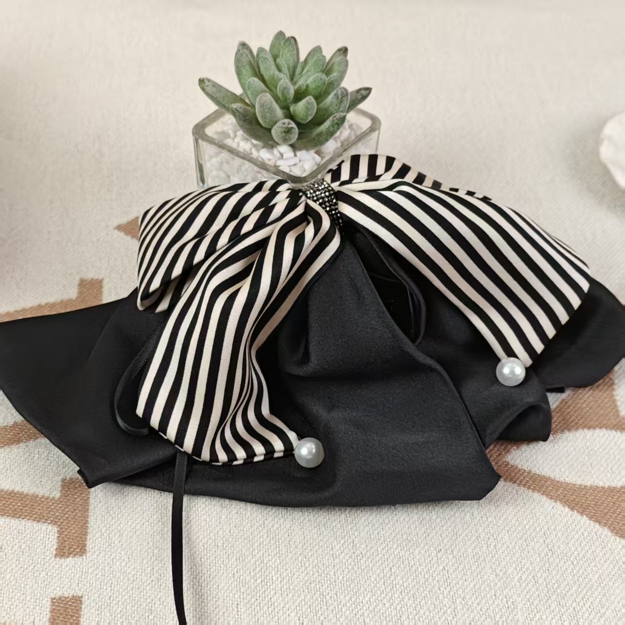 芙奈琪00414高端轻奢抓夹