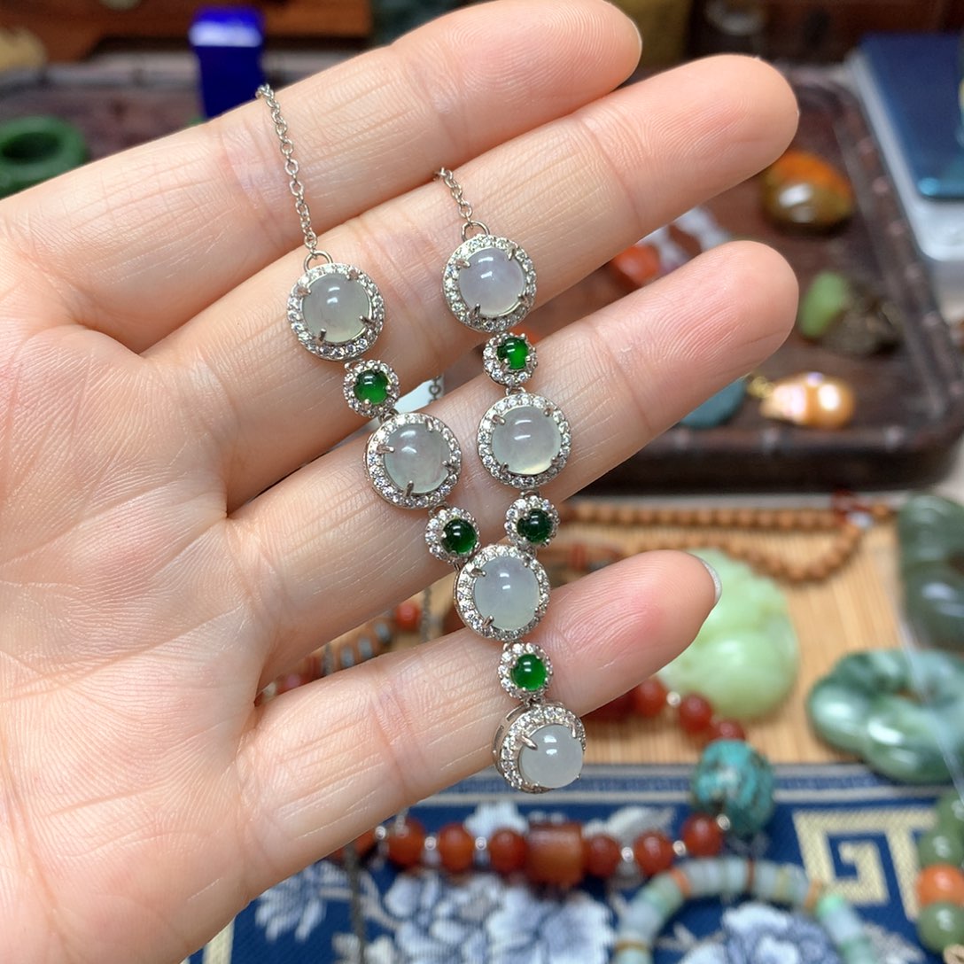 翡翠颈饰未镶嵌庆*