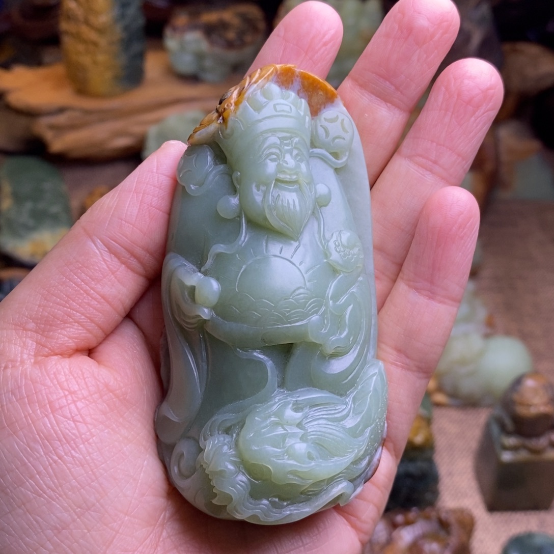 枣***部岫岩河磨玉（透闪石质玉）未镶嵌把件