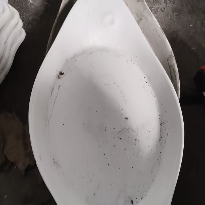 陶瓷盘子碗啥都有
