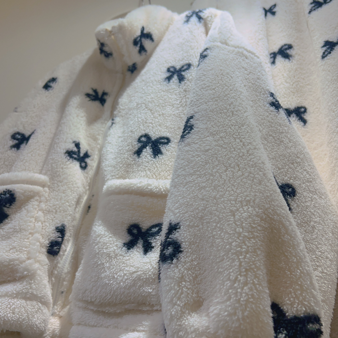 Daixu@待续家蝴蝶结毛毛外套外穿家居服套装