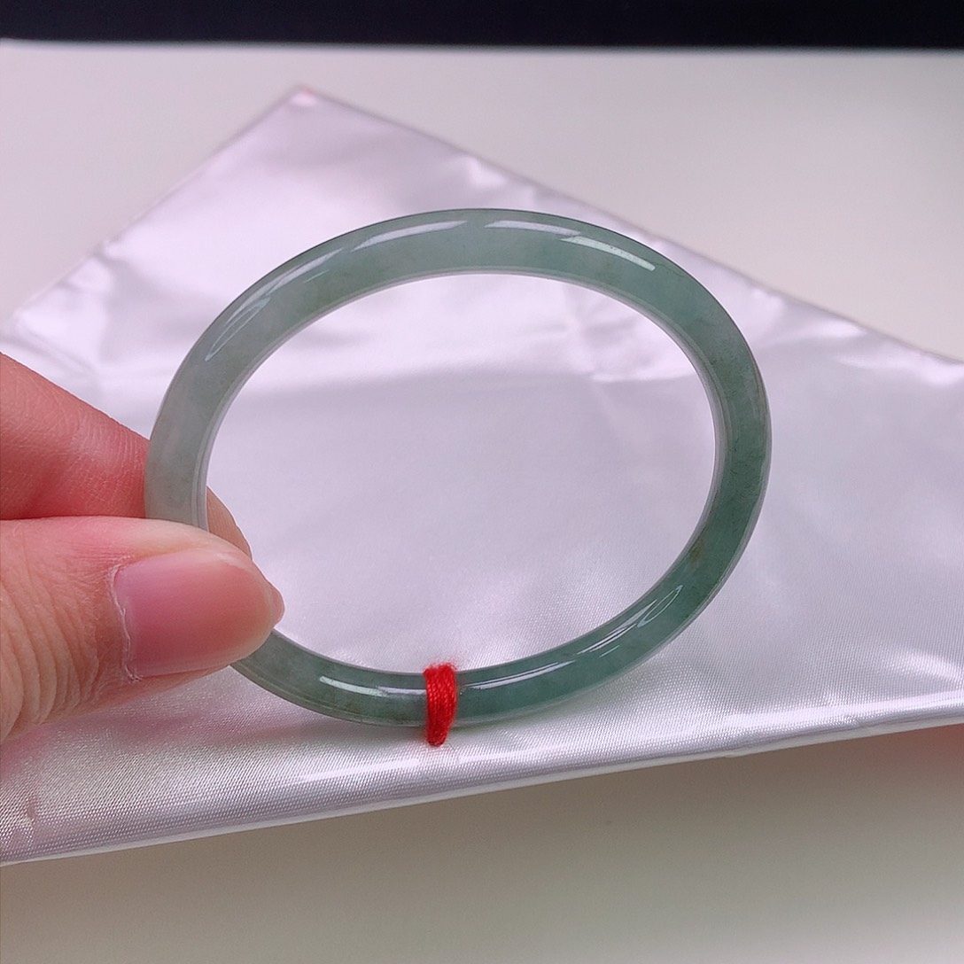 翡翠手镯未镶嵌53贵妃