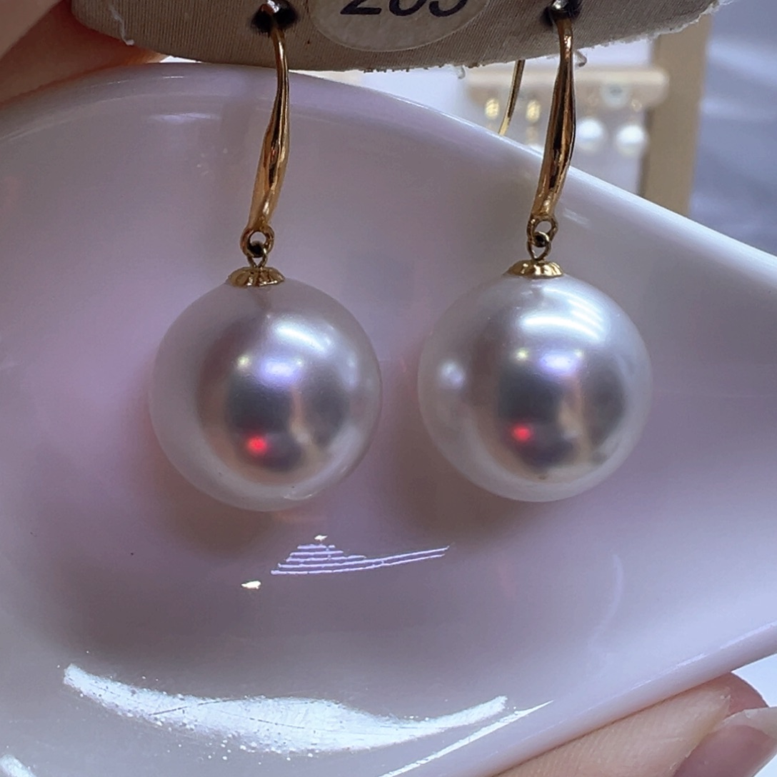 18K金镶嵌淡水珍珠耳饰