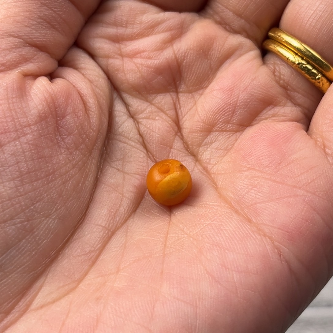 大***军蜜蜡未镶嵌颈饰老蜜蜡