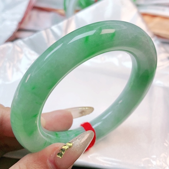 未镶嵌手镯翡翠2768