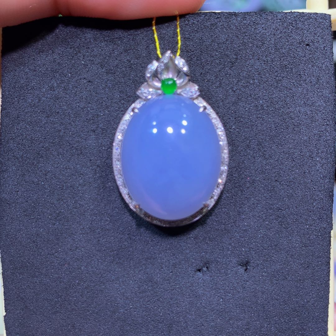 翡翠18K金镶嵌手链