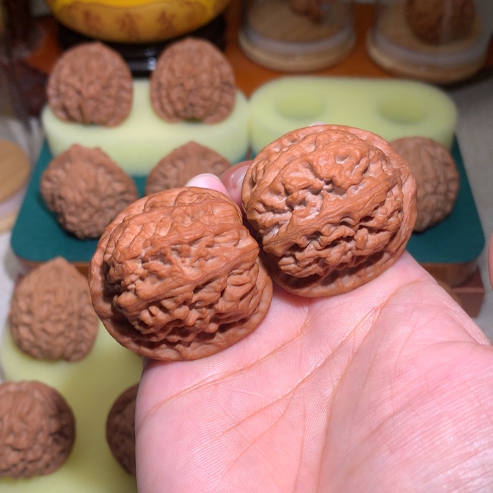 文玩核桃把件太行雪狮