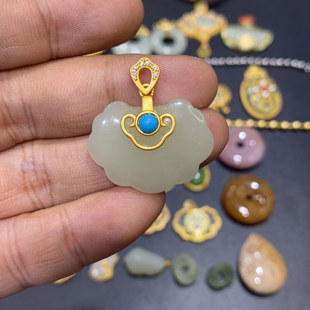 和田玉颈饰银S925镀金镶嵌