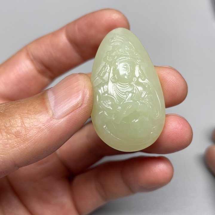 和田玉吊坠(不含链)未镶嵌开**熊