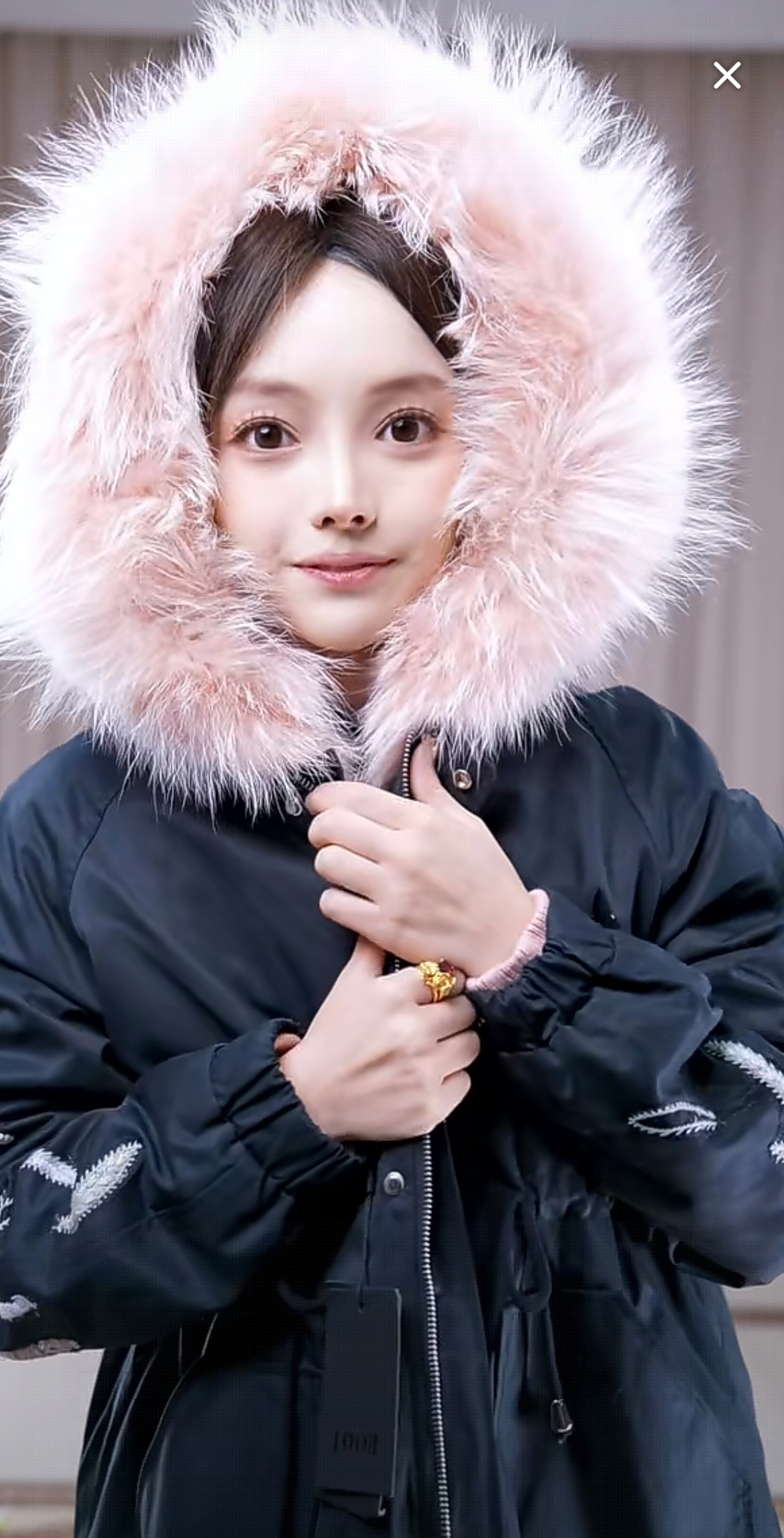 君美服饰家  羊羔毛领绵羊皮皮毛一体女短外套39-797A