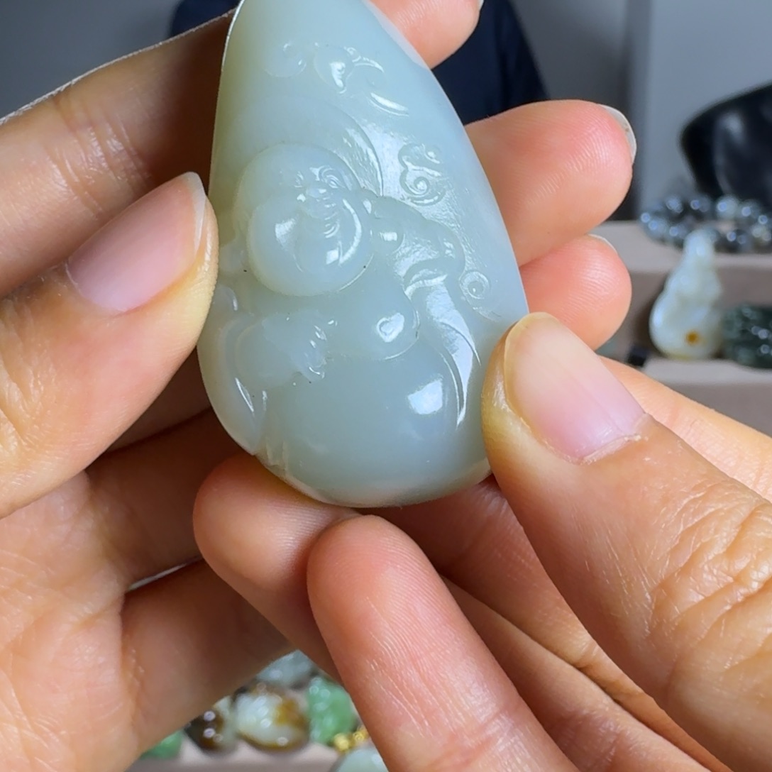 和田玉颈饰未镶嵌