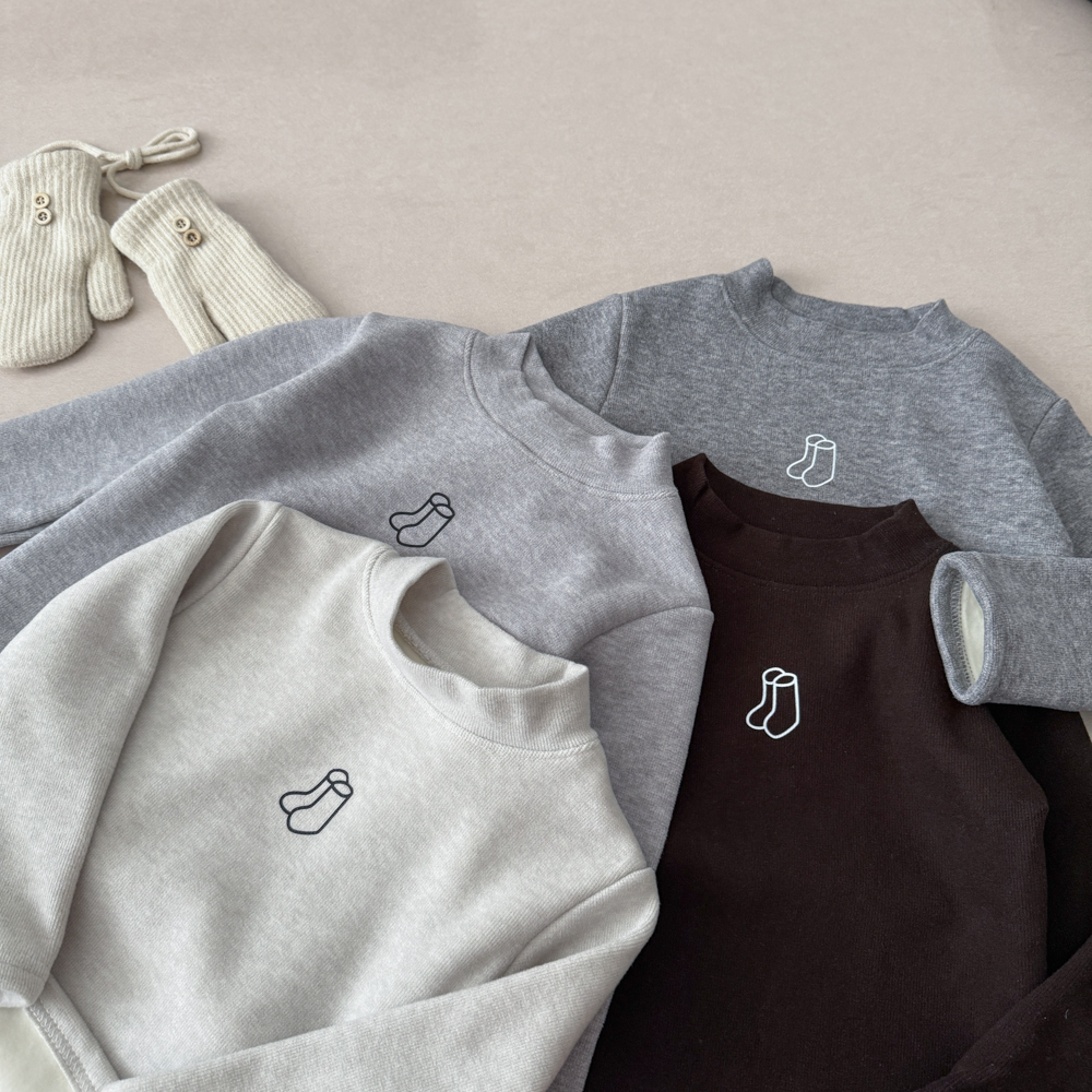 2025加绒新款儿童加绒加厚时尚休闲卡通动漫印花时尚上衣打底