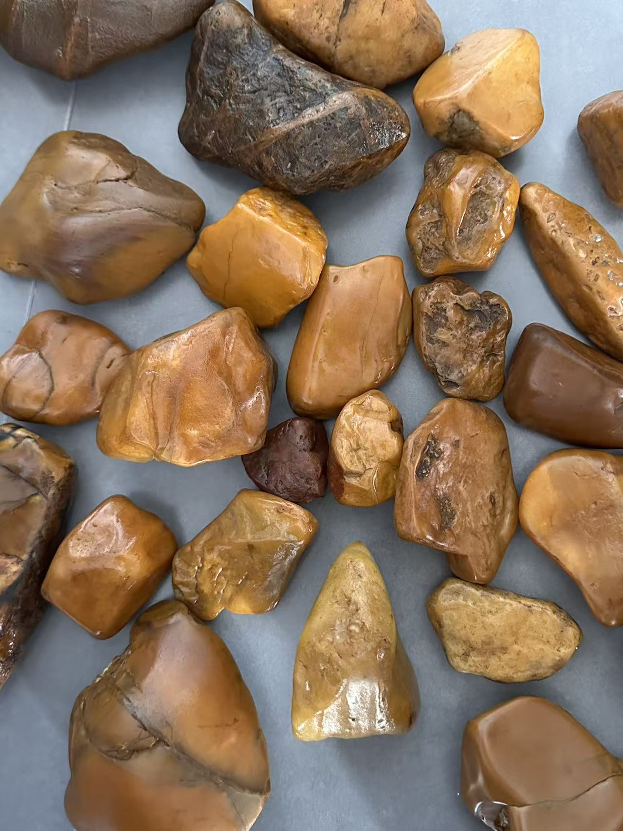 原石   产自赣江