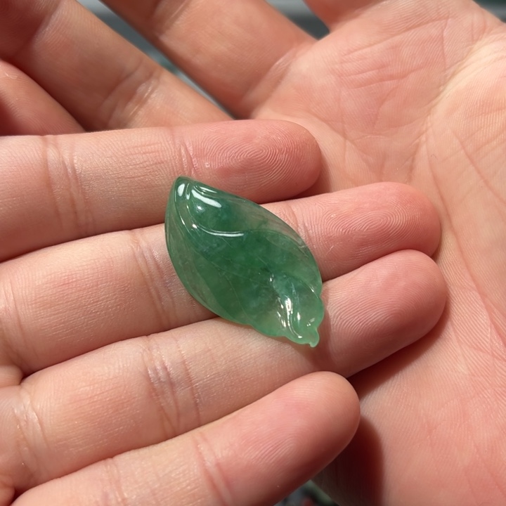 翡翠颈饰未镶嵌家**宝