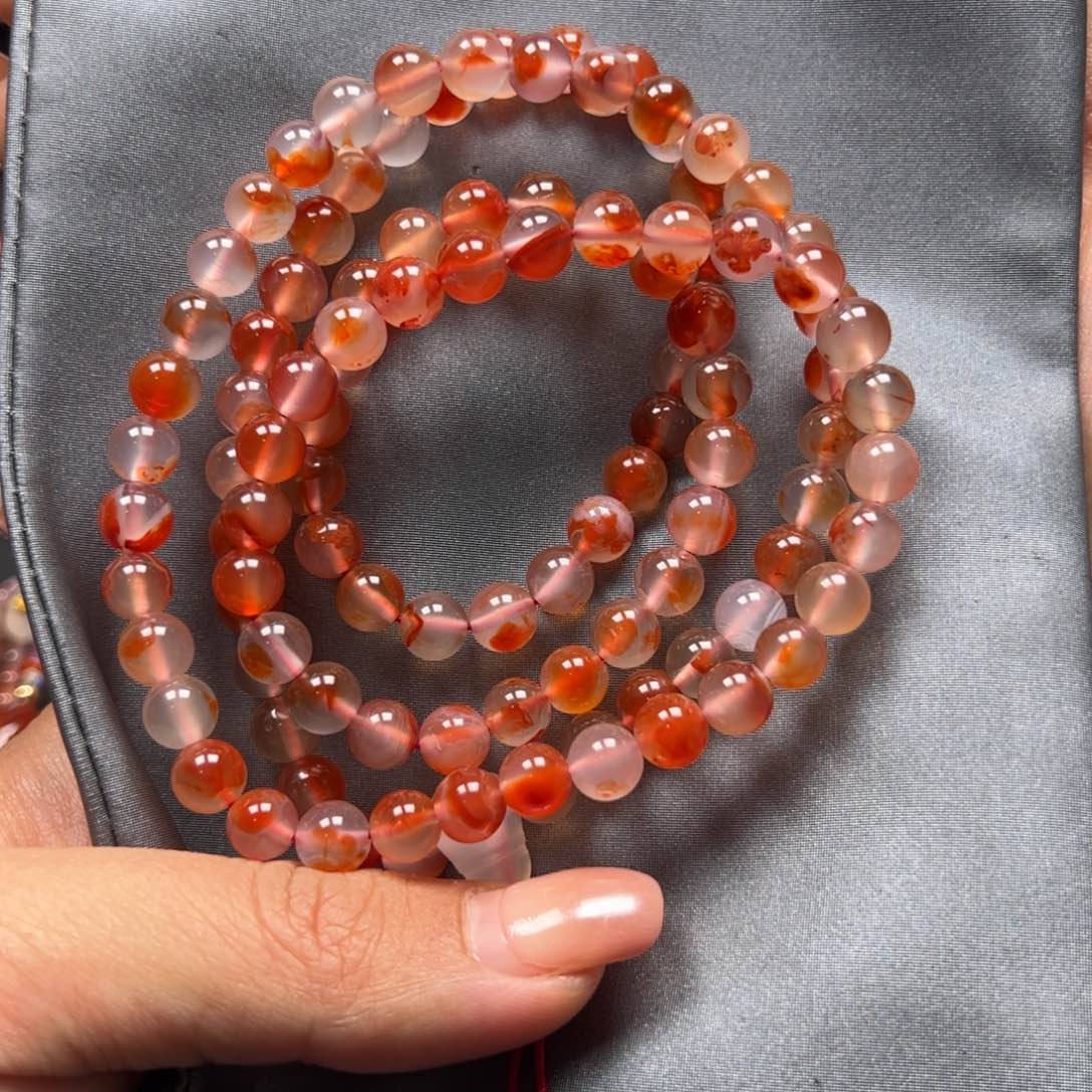 南红玛瑙手串未镶嵌
