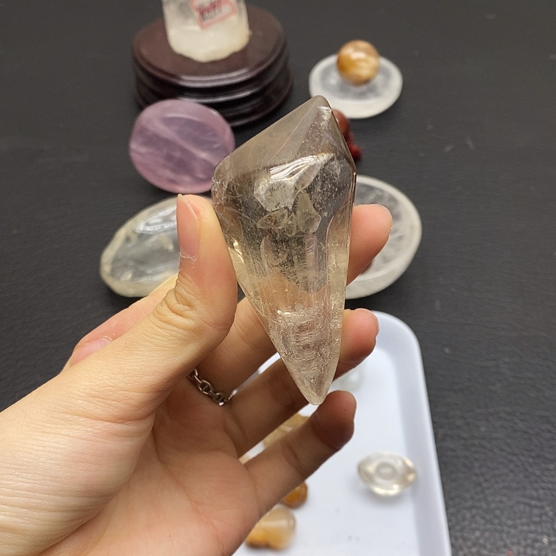 未镶嵌水晶珠宝半成品134水晶石