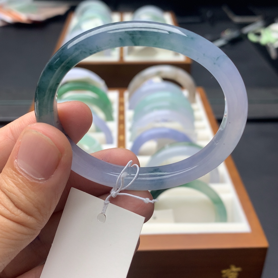 翡翠未镶嵌手镯天然缅甸翡翠手镯
