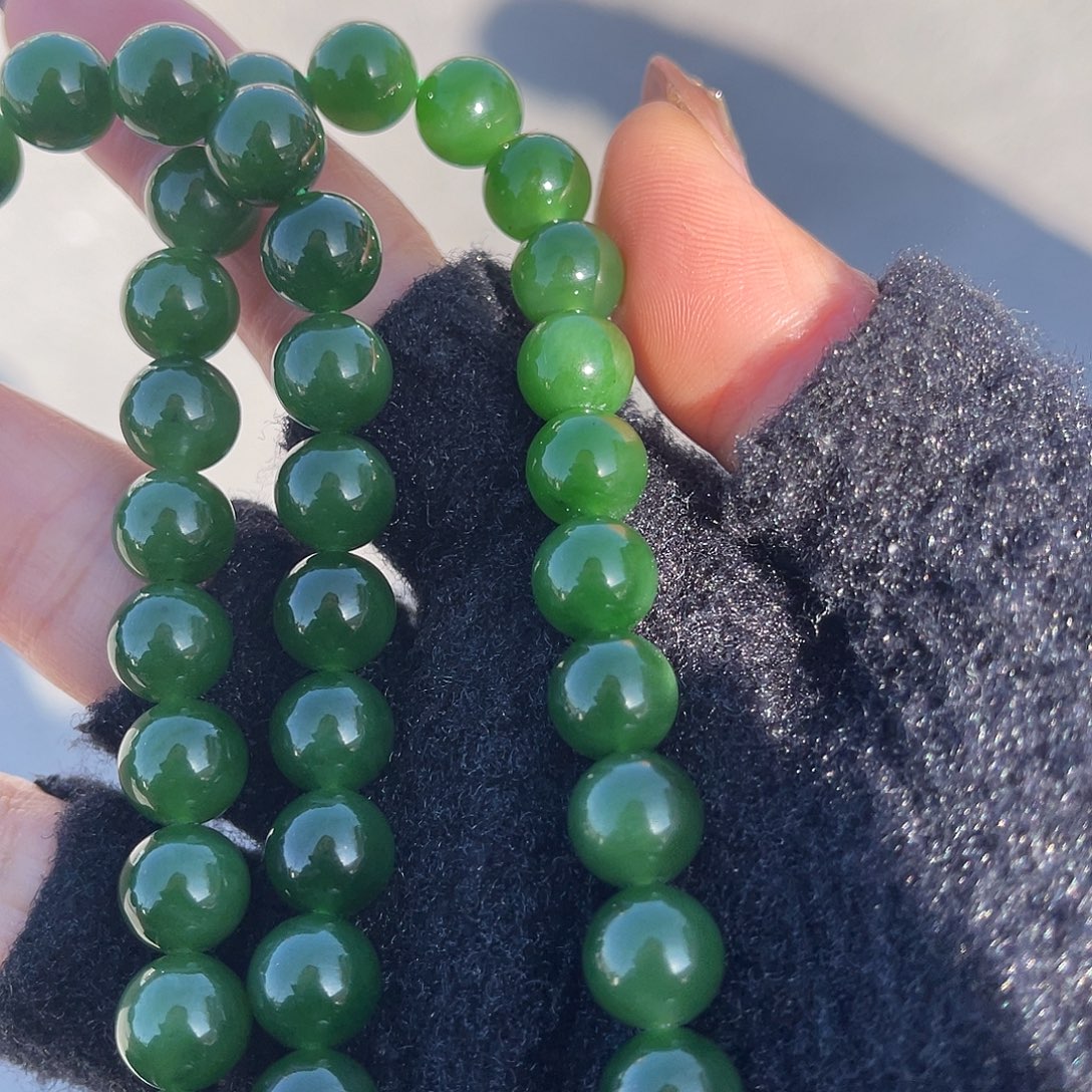 和田玉（碧玉）未镶嵌手链