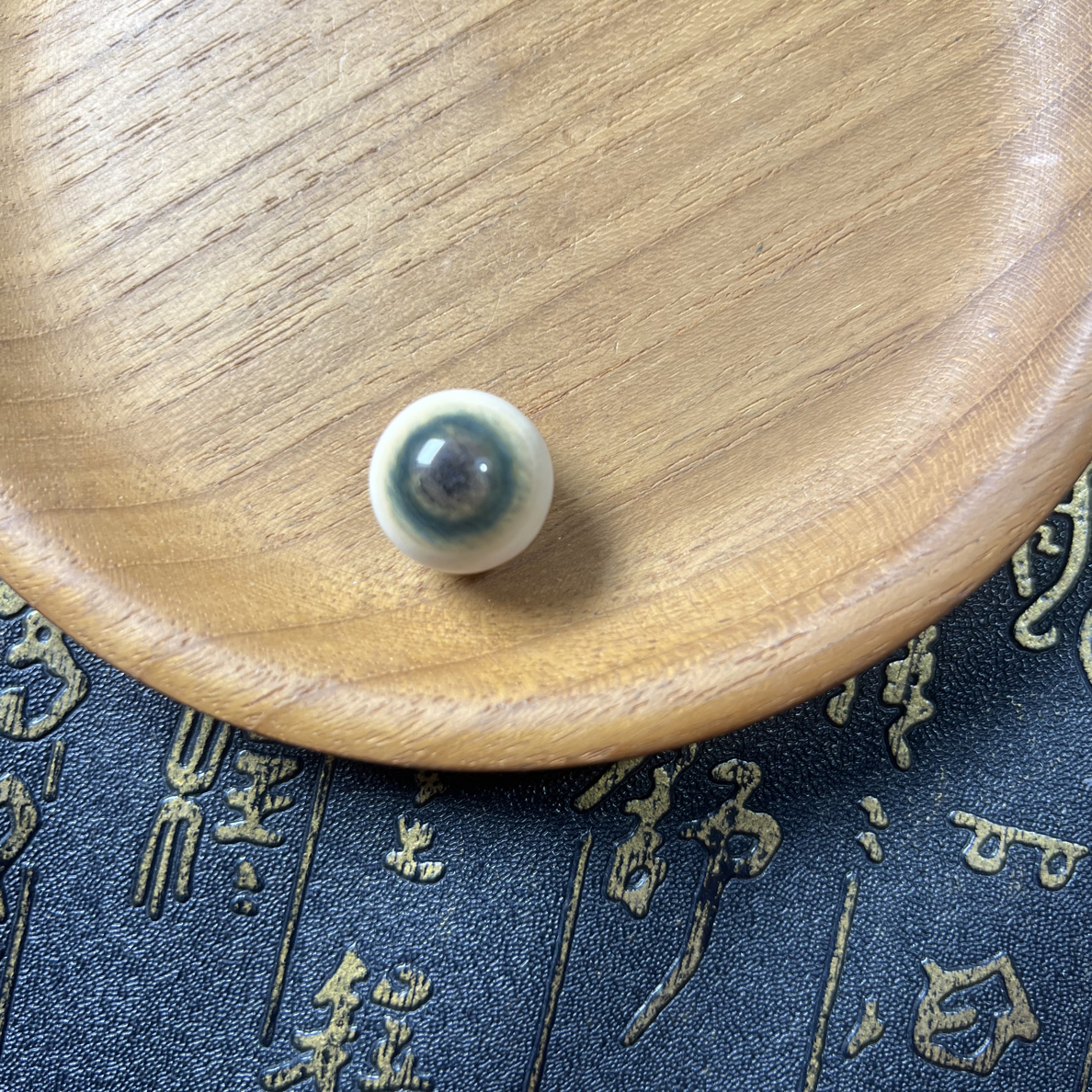 天然保真猛犸牙蓝眼圆珠