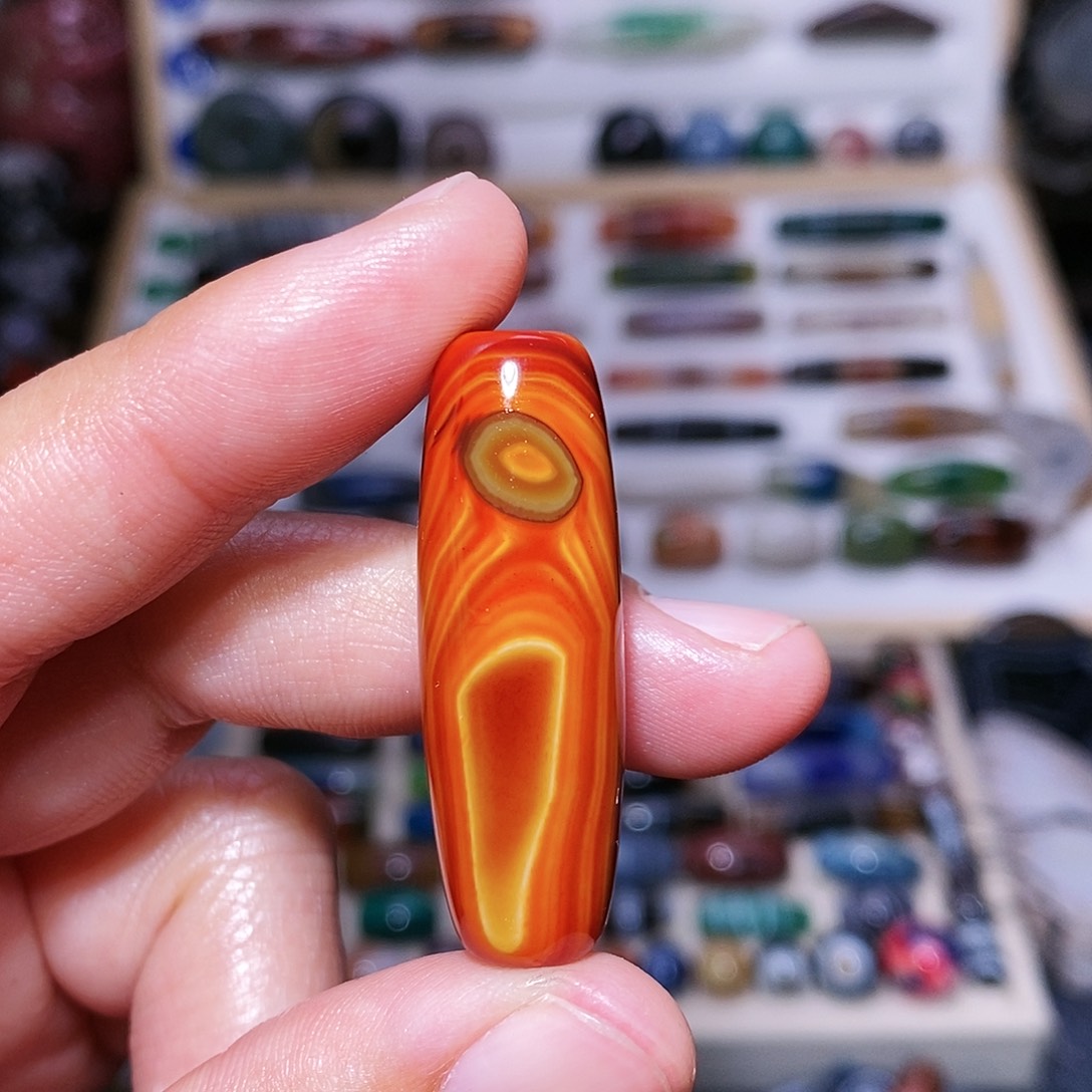 玛瑙吊坠未镶嵌…..