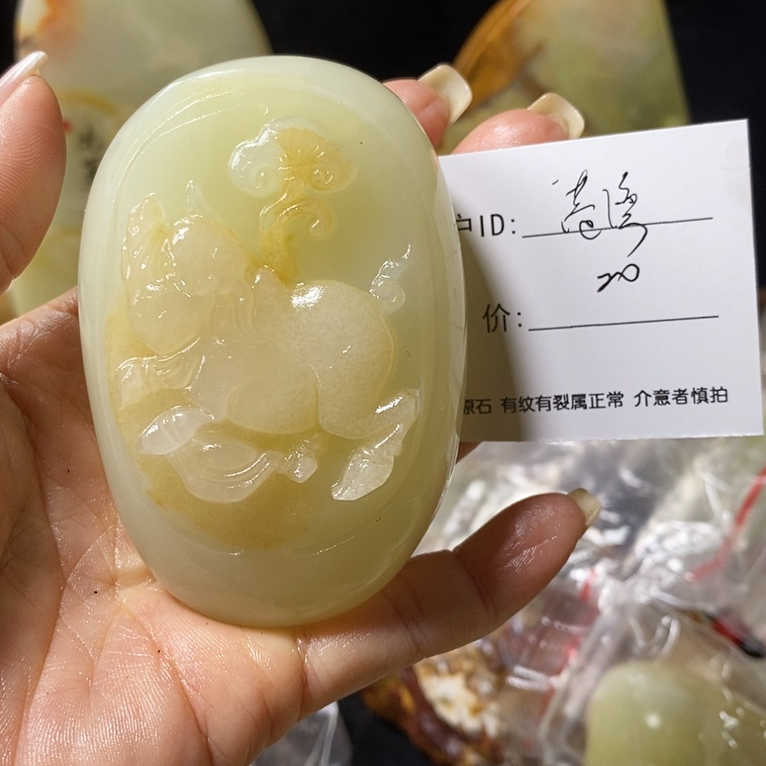 石材港*古青石手把件