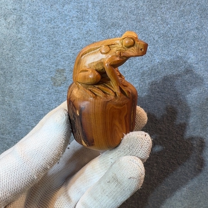 崖柏摆件手把件等