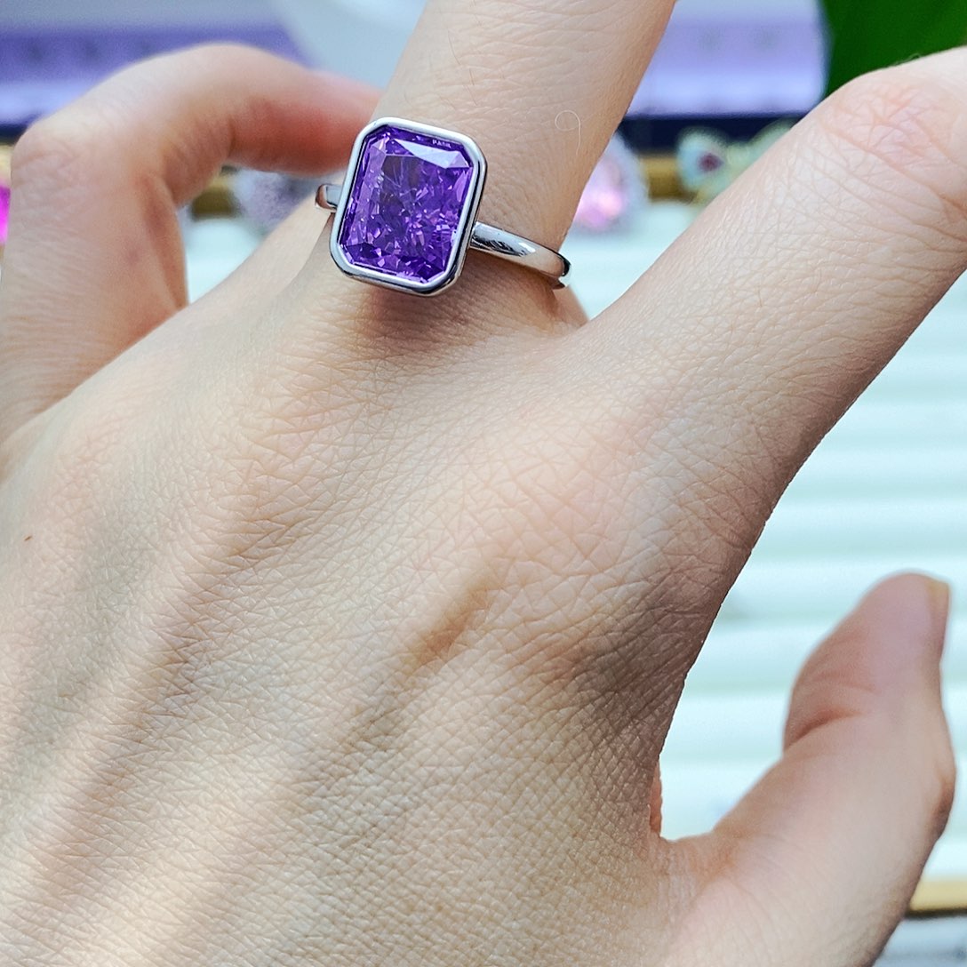 戒指彩色蓝宝石未镶嵌