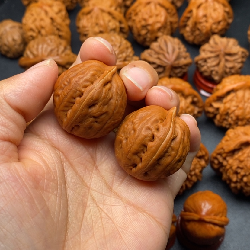 【闪购商品】文玩核桃把件大肚佛