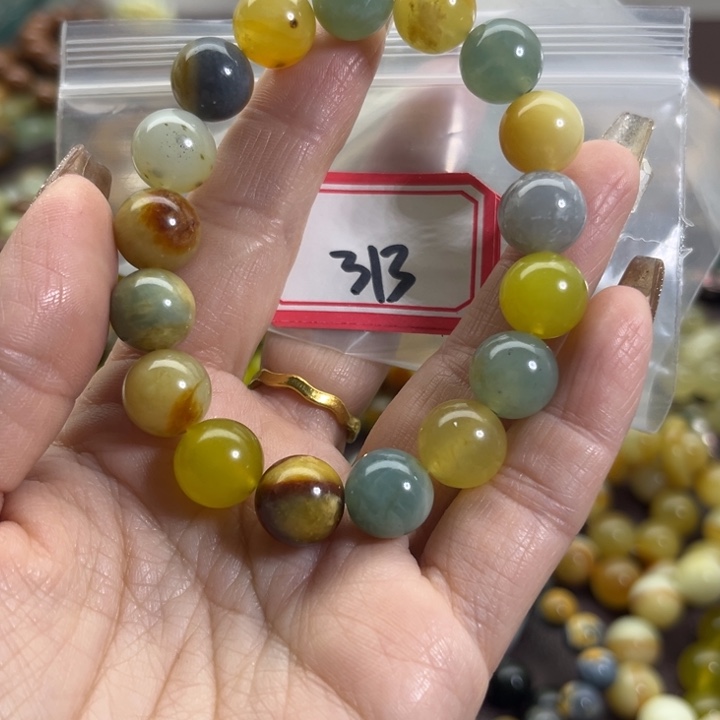 蛇纹石玉未镶嵌手链