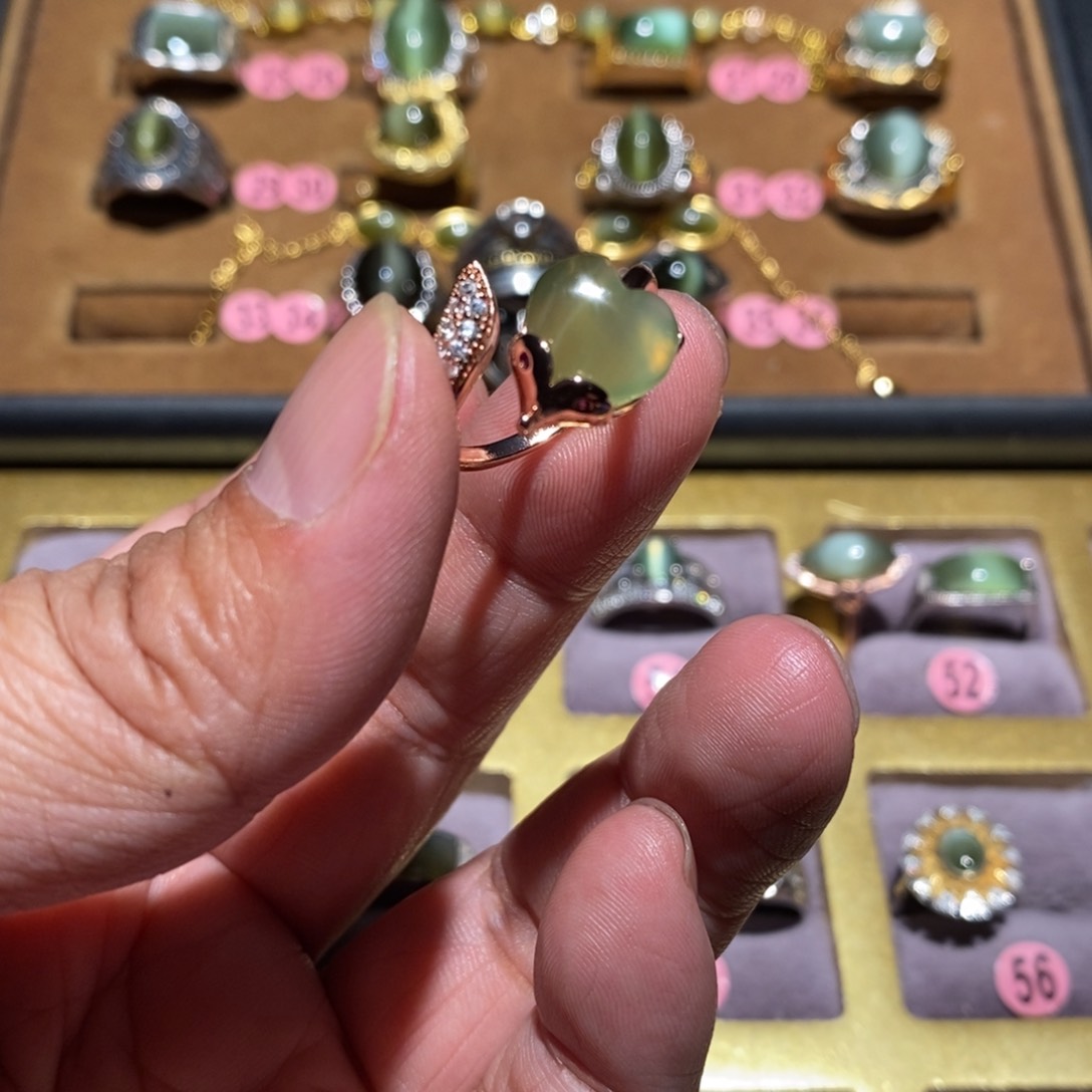 和田玉（碧玉）戒指未镶嵌