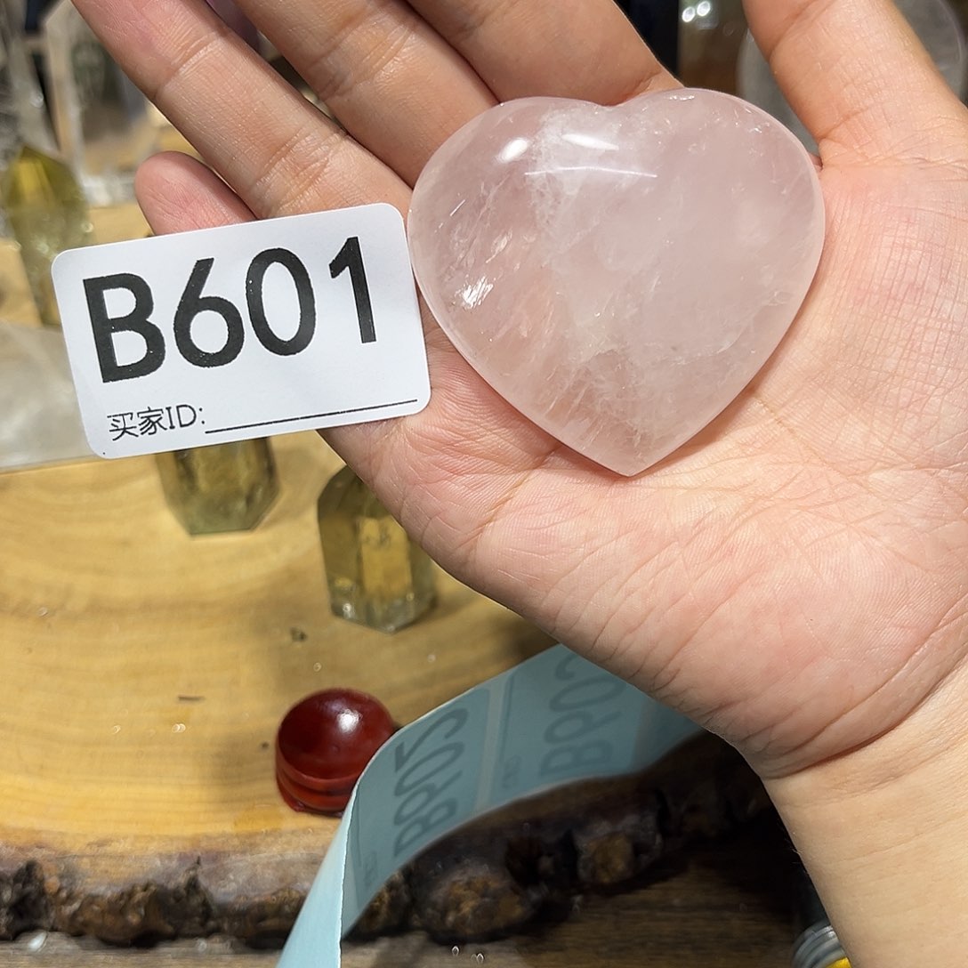 水晶珠宝半成品未镶嵌多样性发其一微瑕