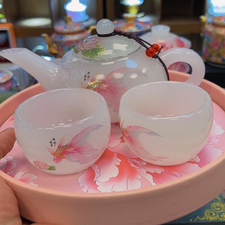 段泥茶杯啦吧啦啦咯哦哦哦哦啦