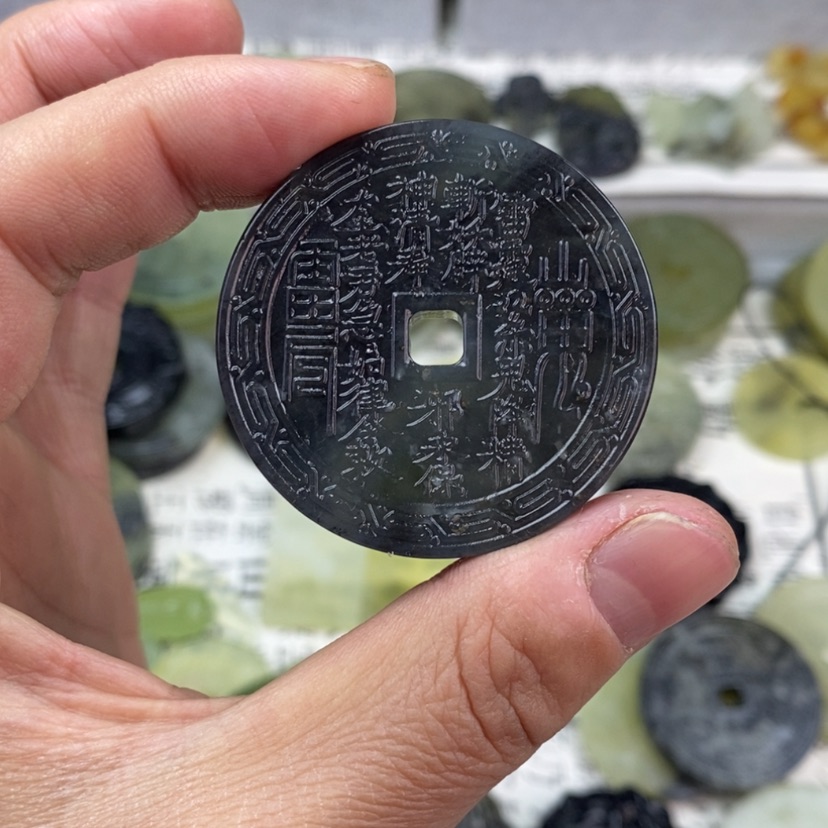 【闪购商品】岫玉颈饰未镶嵌岫玉山鬼花钱