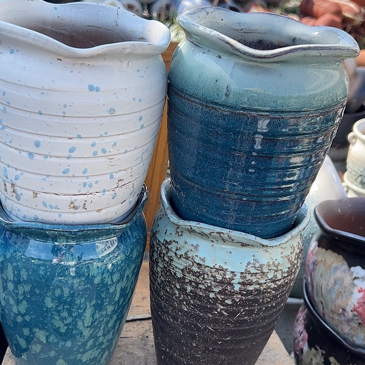 紫砂花盆口13高20。。。。。。。。。