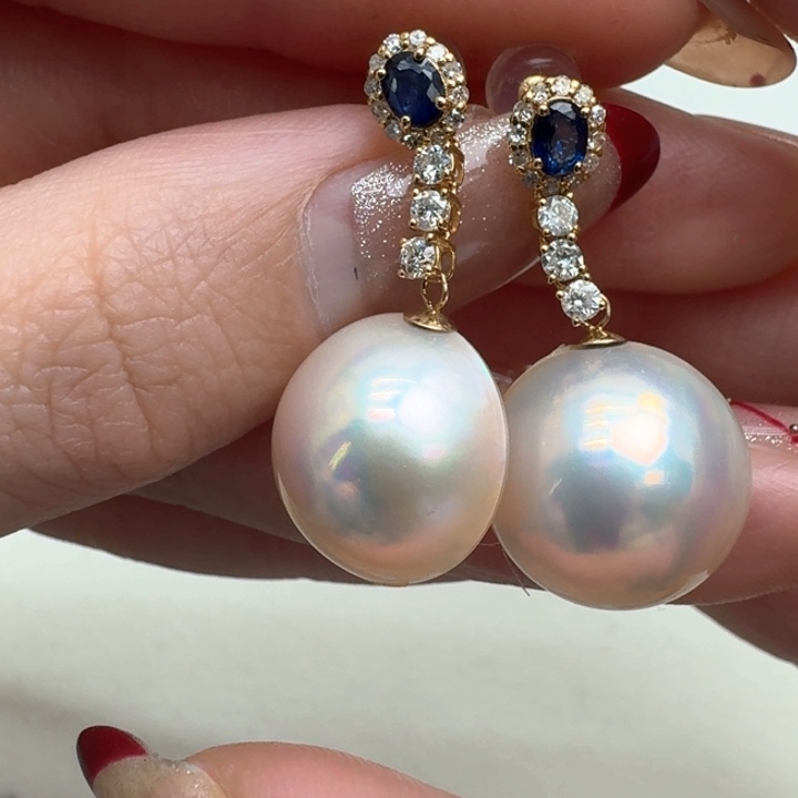 拼合珍珠（马贝珠）耳饰18K金镶嵌