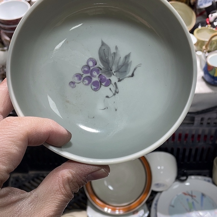 瓷片日子里总是装满很多人