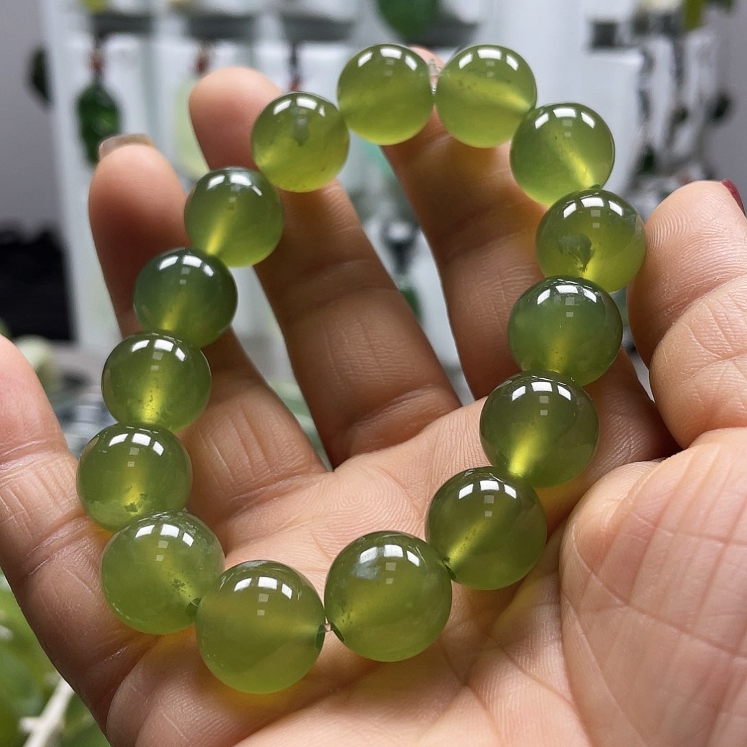 蛇纹石玉手链未镶嵌人***…