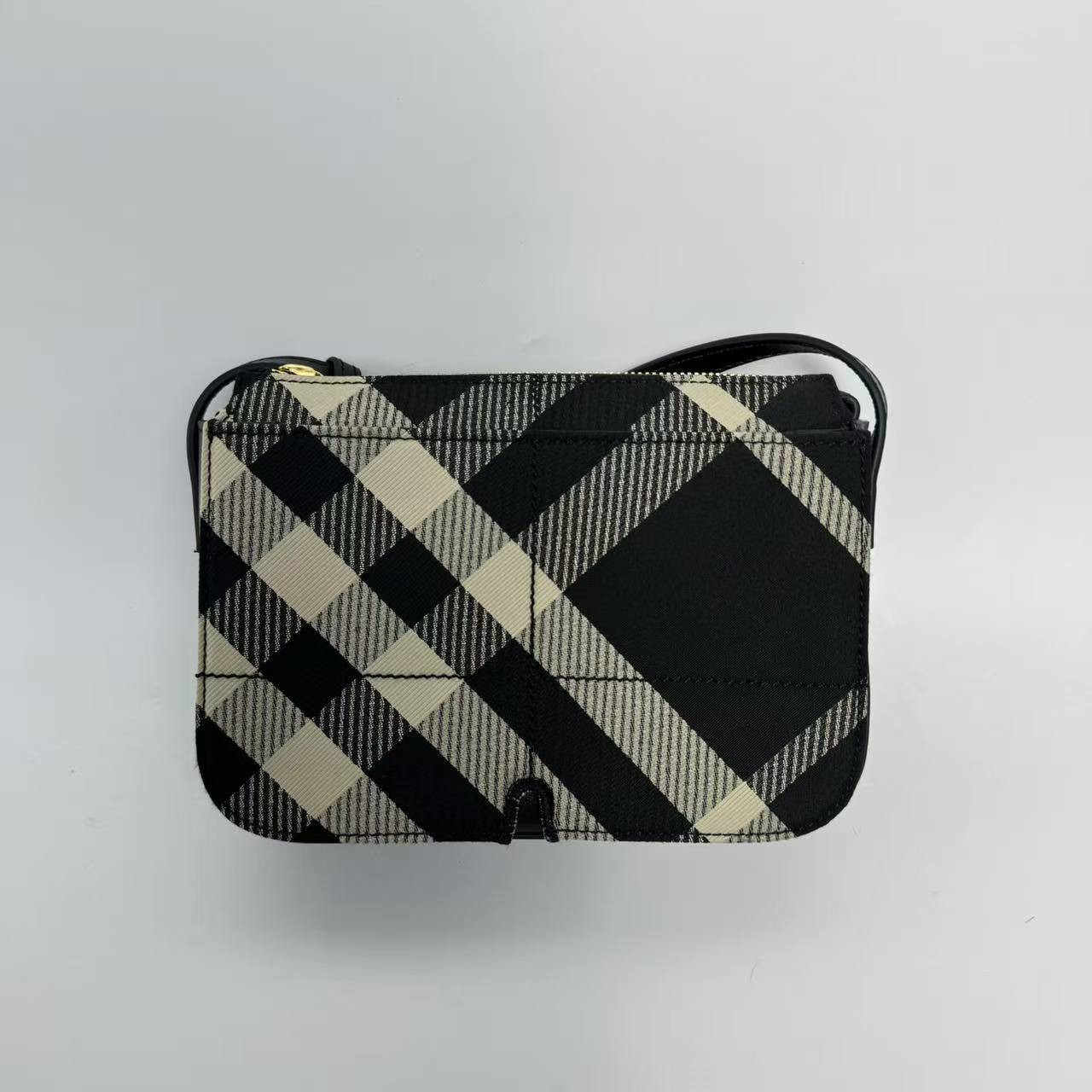 99新 BURBERRY/博柏利 单肩包/包包/121908