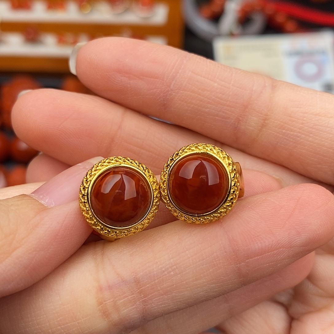 南红玛瑙四川凉山瓦西耳扣银S925镶嵌